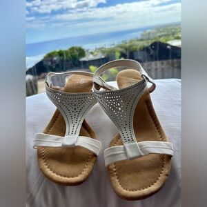 Alfani step and flex, (about one inch) heeled sandals,super comfortable,preowned